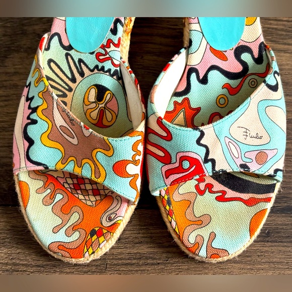 EMILIO PUCCI Multicolor Print w/ Logo Women's Kitten Heel Sandals - Size 7 - Picture 4 of 9